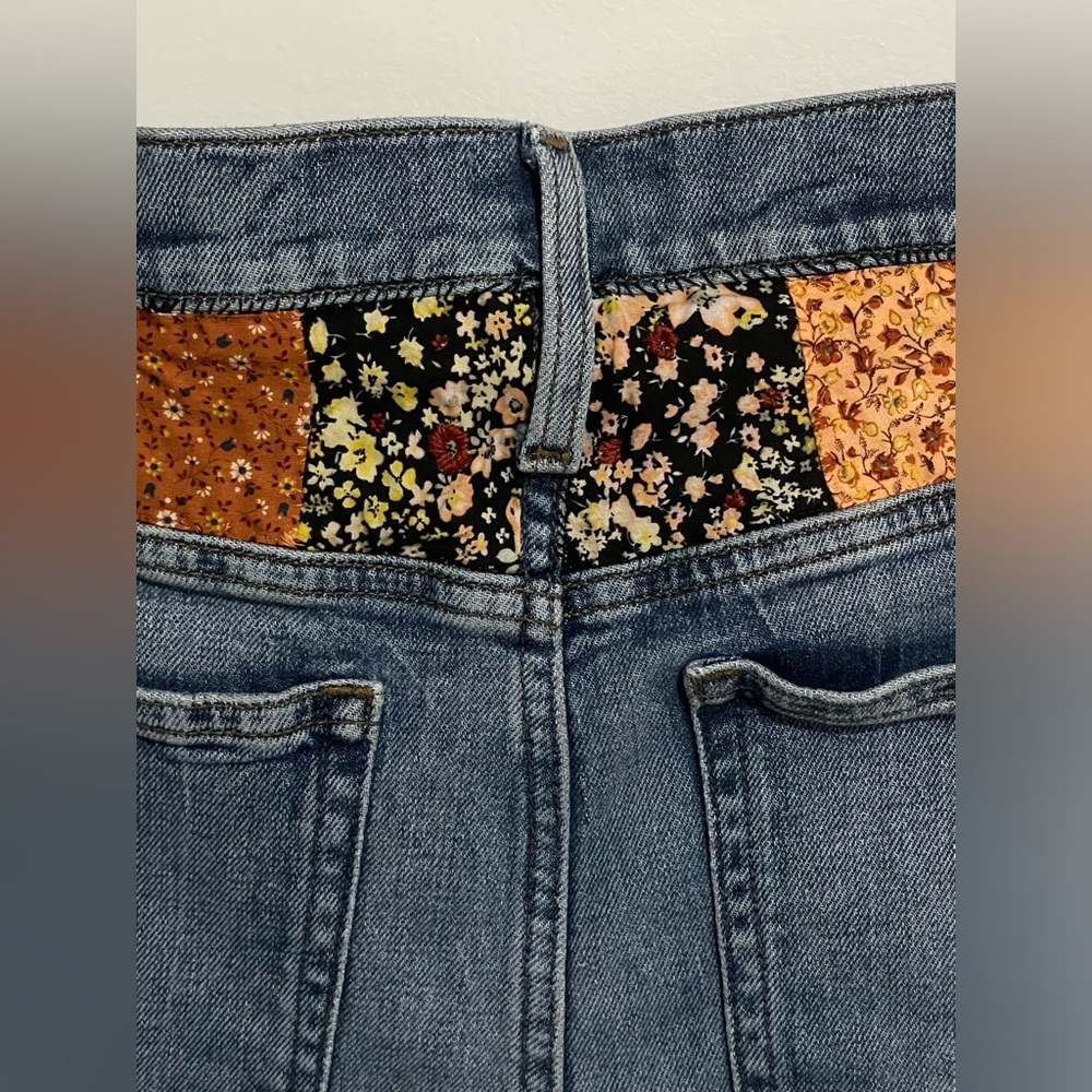 J.Crew Stovepipe Jeans Sz  29. Embroidered Vintage Fabric. Preshrunk